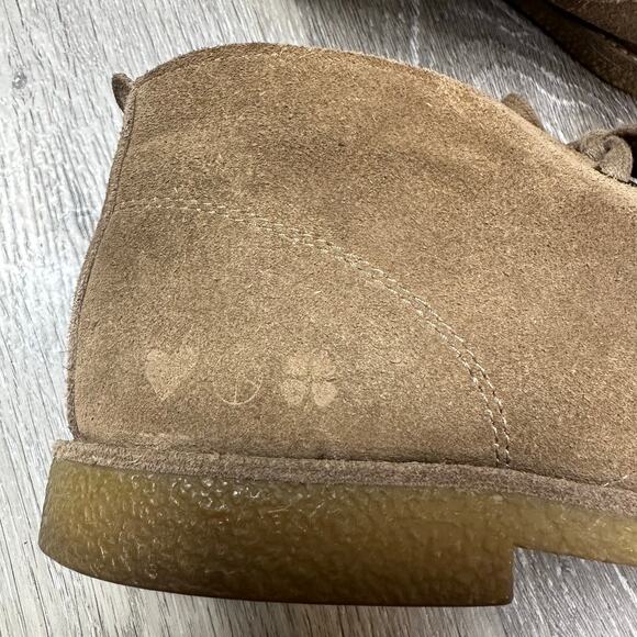 Lucky Brand Light Brown Suede Leather Chukka Boots - Picture 4 of 9